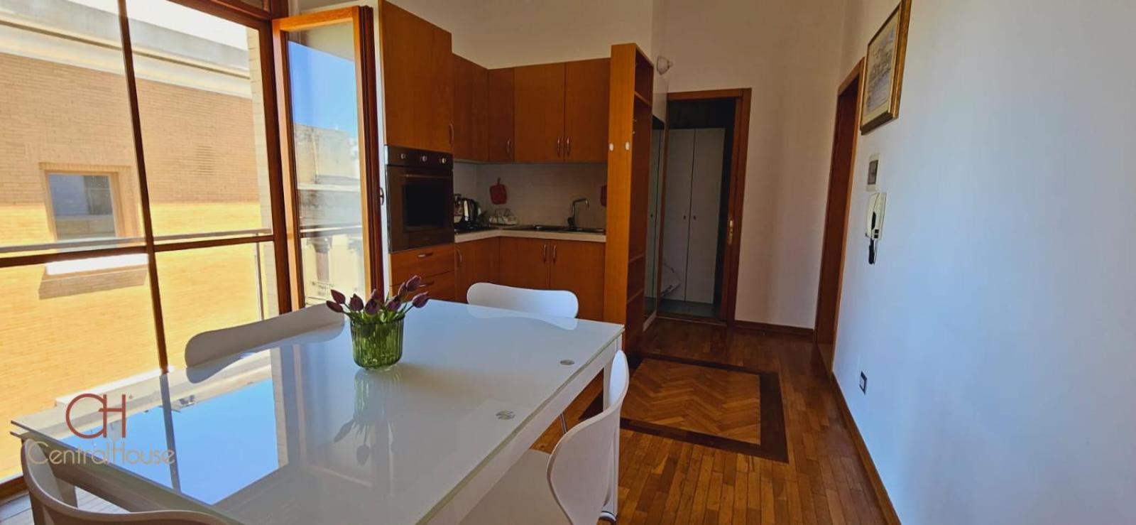 Central House Lecce Bagian luar foto