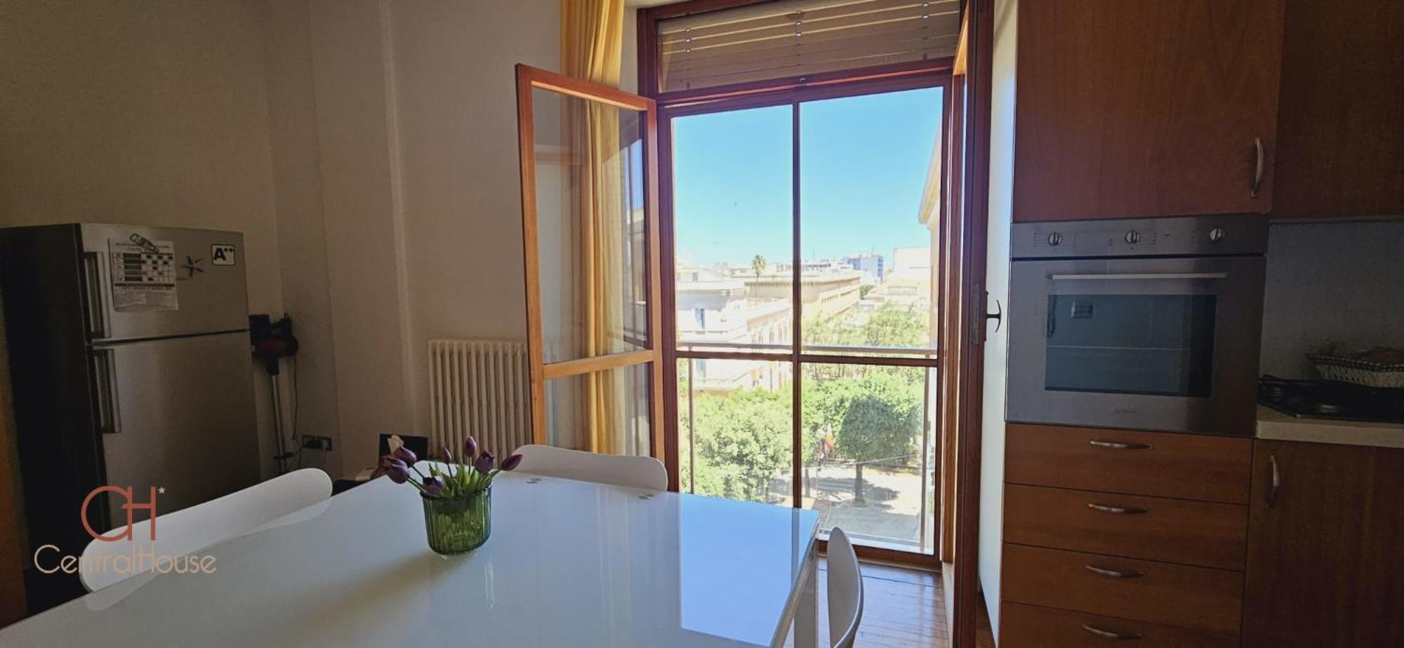Central House Lecce Bagian luar foto